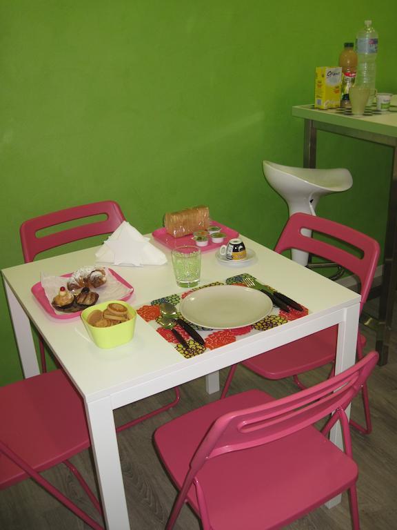 Bed & Breakfast Amari 58 ปาแลร์โม ภายนอก รูปภาพ